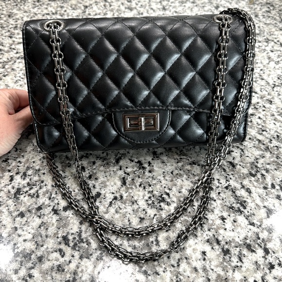 New quilted chain strap dual Crossbody or shoulder back~ - Picture 2 of 11